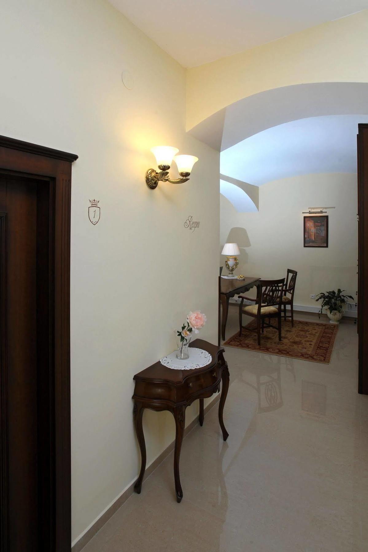 Apartman U Krale - 2 Jicin Exterior photo